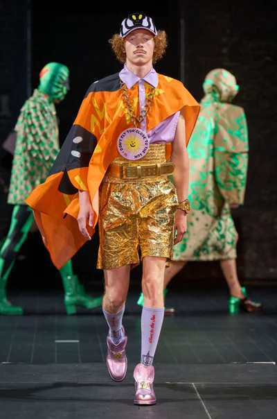 Look 29